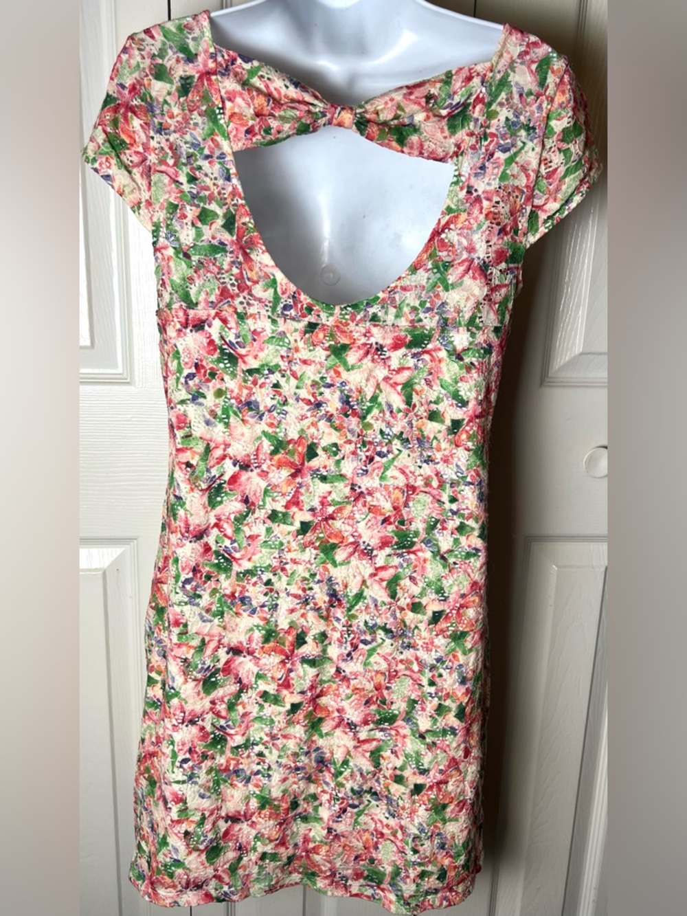 FREE PEOPLE Dress Lace Overlay Open Back Cap Sleeves Floral Pink Green Small - Picture 4 of 10